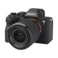 Sony Alpha 7 IV + SEL FE 28-70mm 1:3.5-5.6 OSS