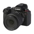 Panasonic Lumix S5 II + Lumix S 20-60mm 1:3.5-5.6